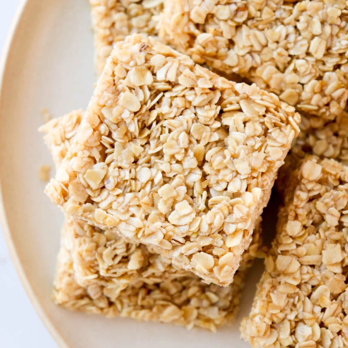 Copycat Starbucks Oat Bars (no-bake)