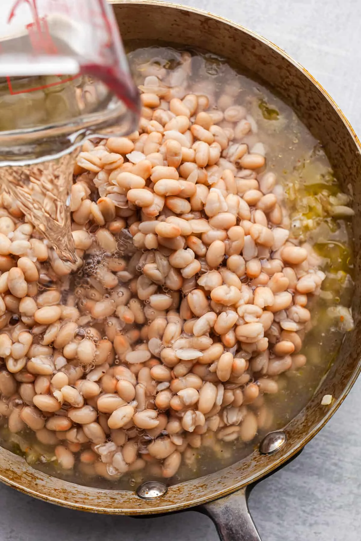 Creamy White Beans with Toasted Breadcrumbs