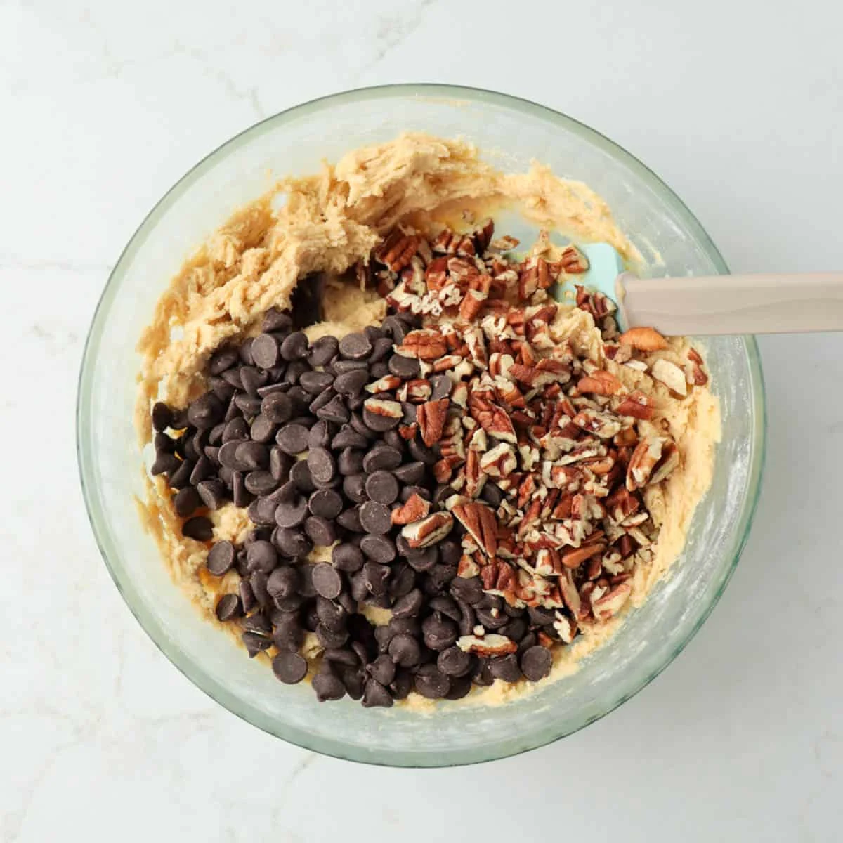 Soft Chocolate Chip Cookies