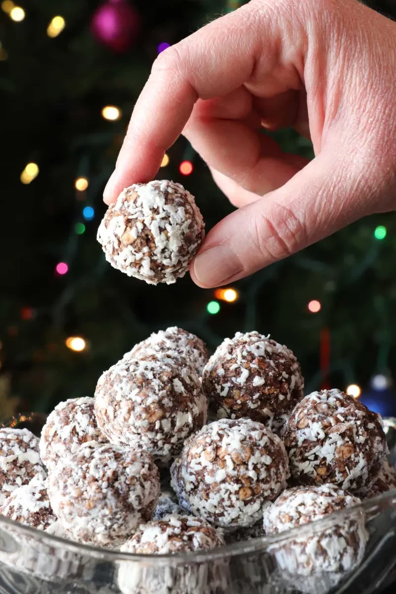 No Bake Cookies with Chocolate, Coconut, and Oats