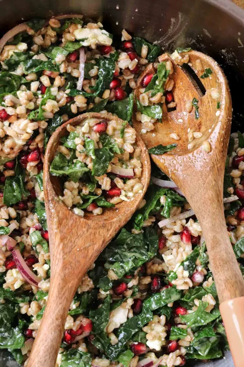 Easy Mediterranean Farro Salad with Mint Vinaigrette