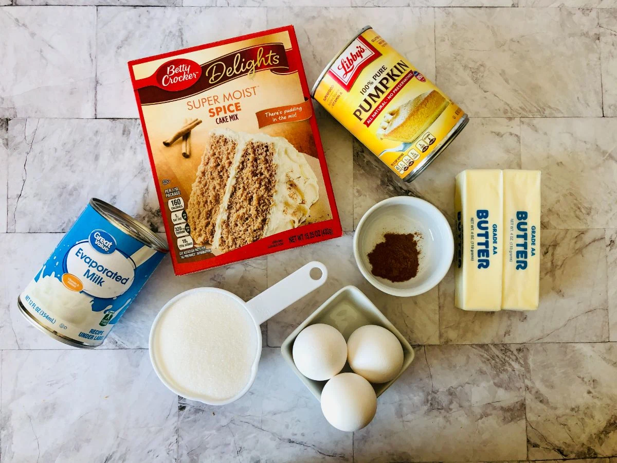 Pumpkin Spice Dump Cake