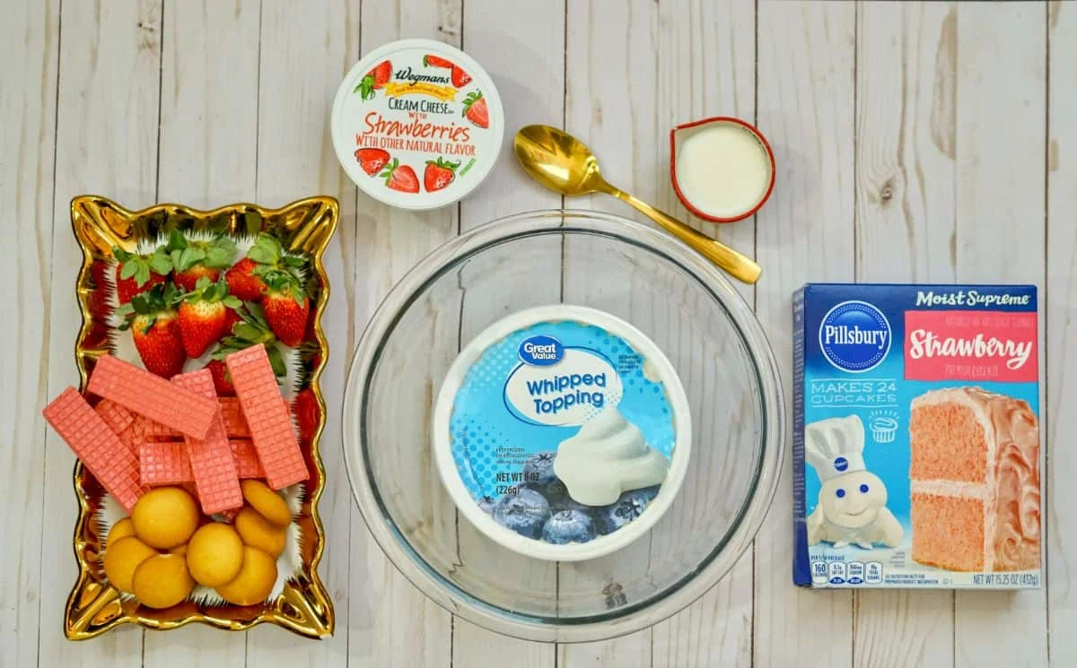 Strawberry Cake Batter Dip