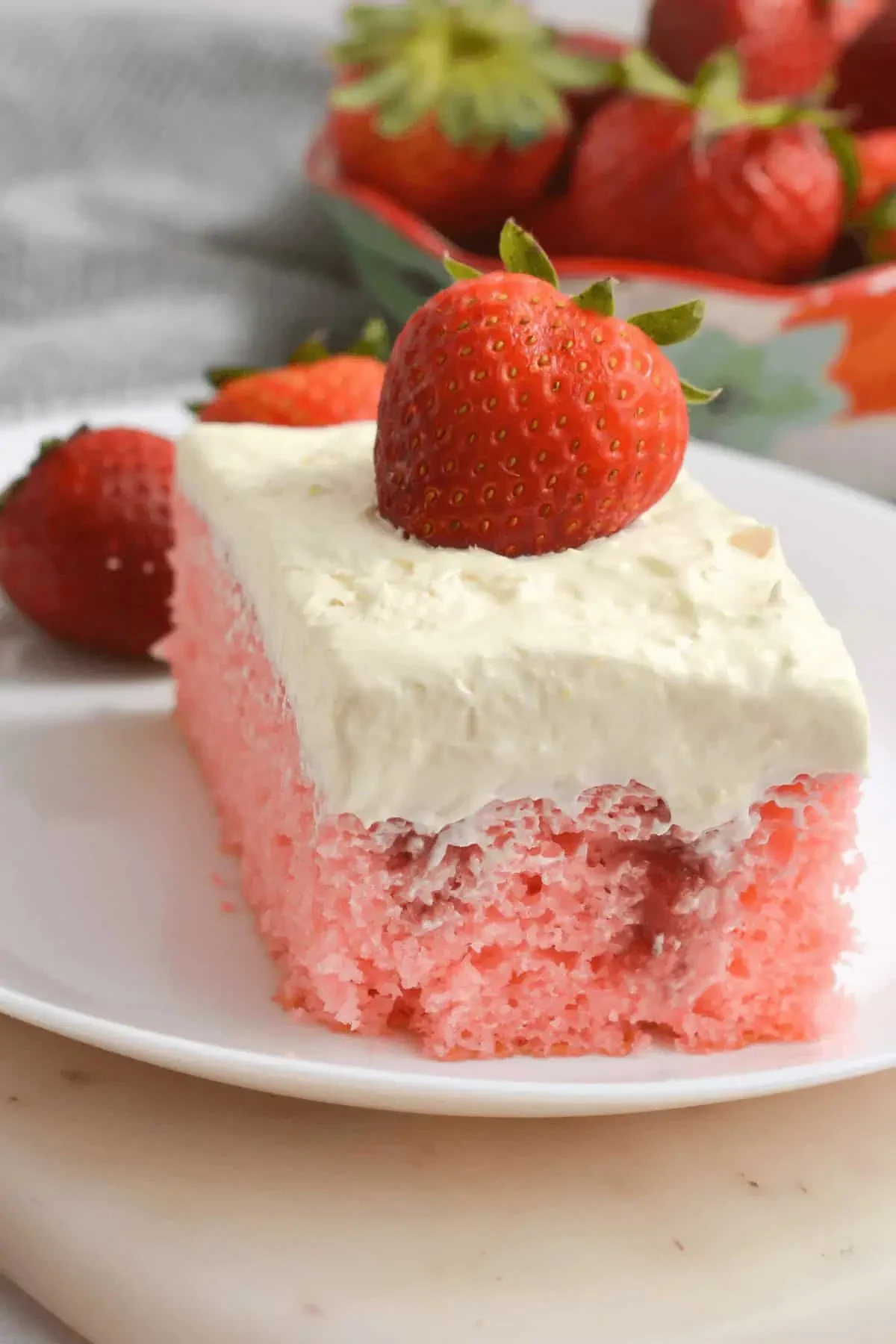 Fresh Strawberry Poke Cake