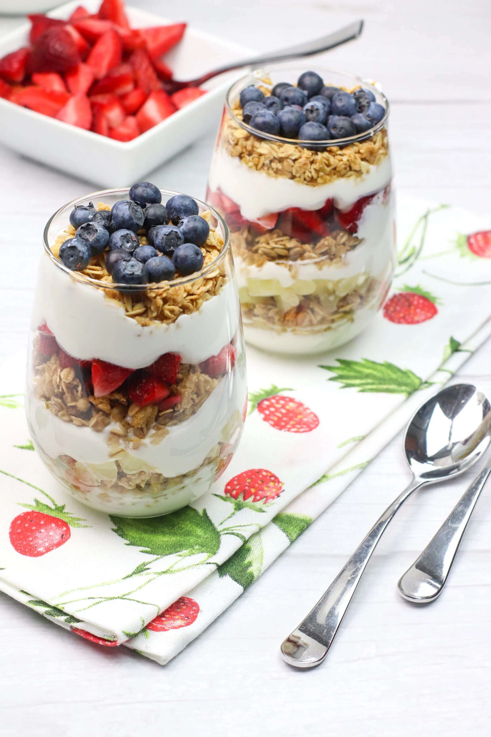 Greek Yogurt Parfait with Fruit and Granola