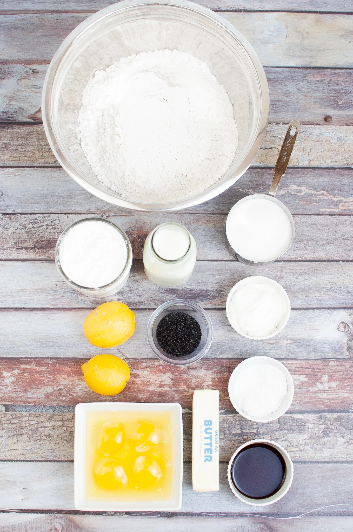 Lemon Poppy Seed Cupcake