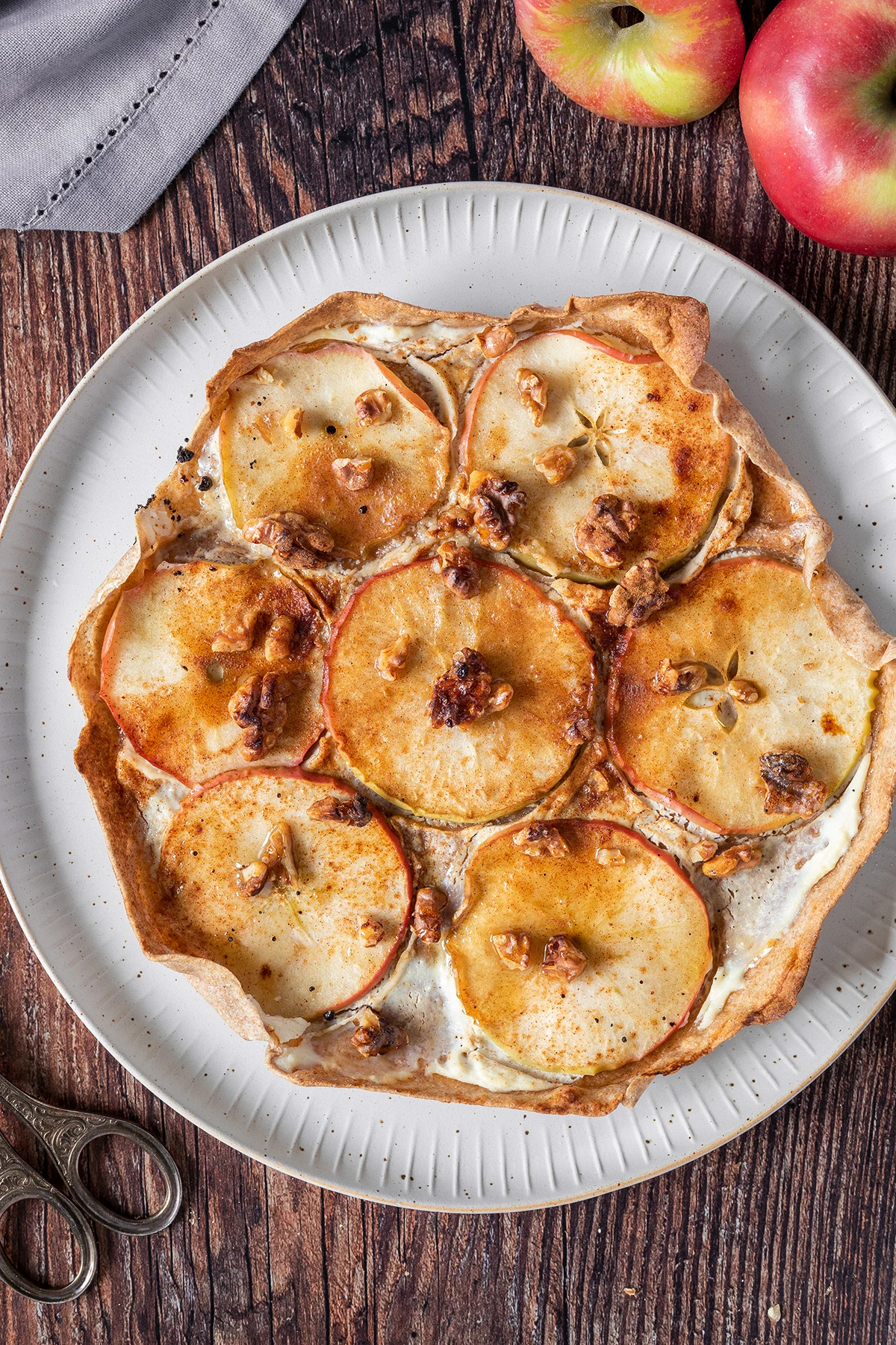 Sweet Flammkuchen with Apple