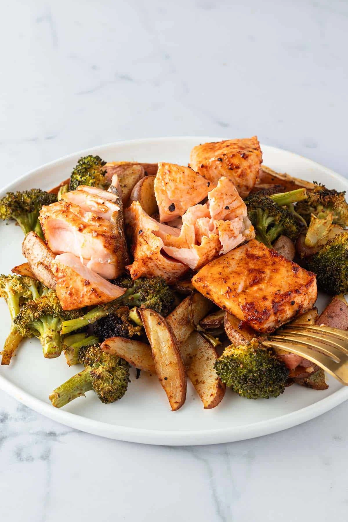 Baked Salmon with Potatoes