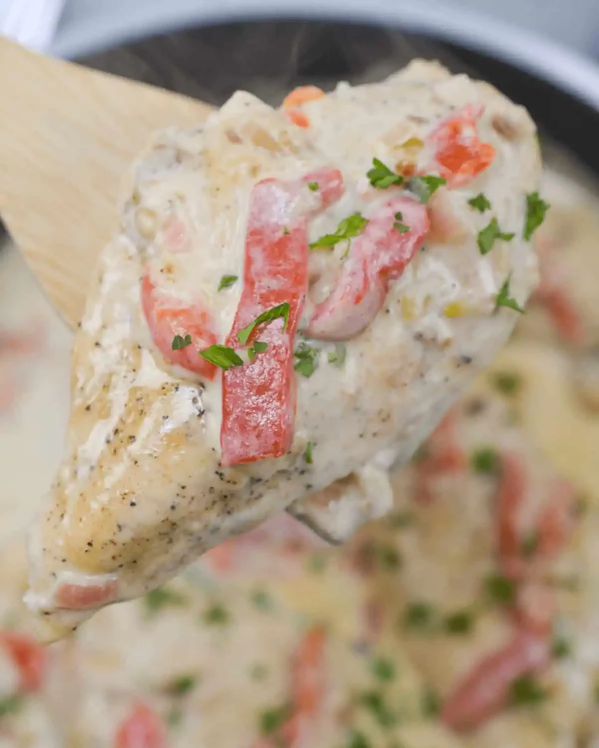 Chicken with Roasted Red Pepper Cream Sauce