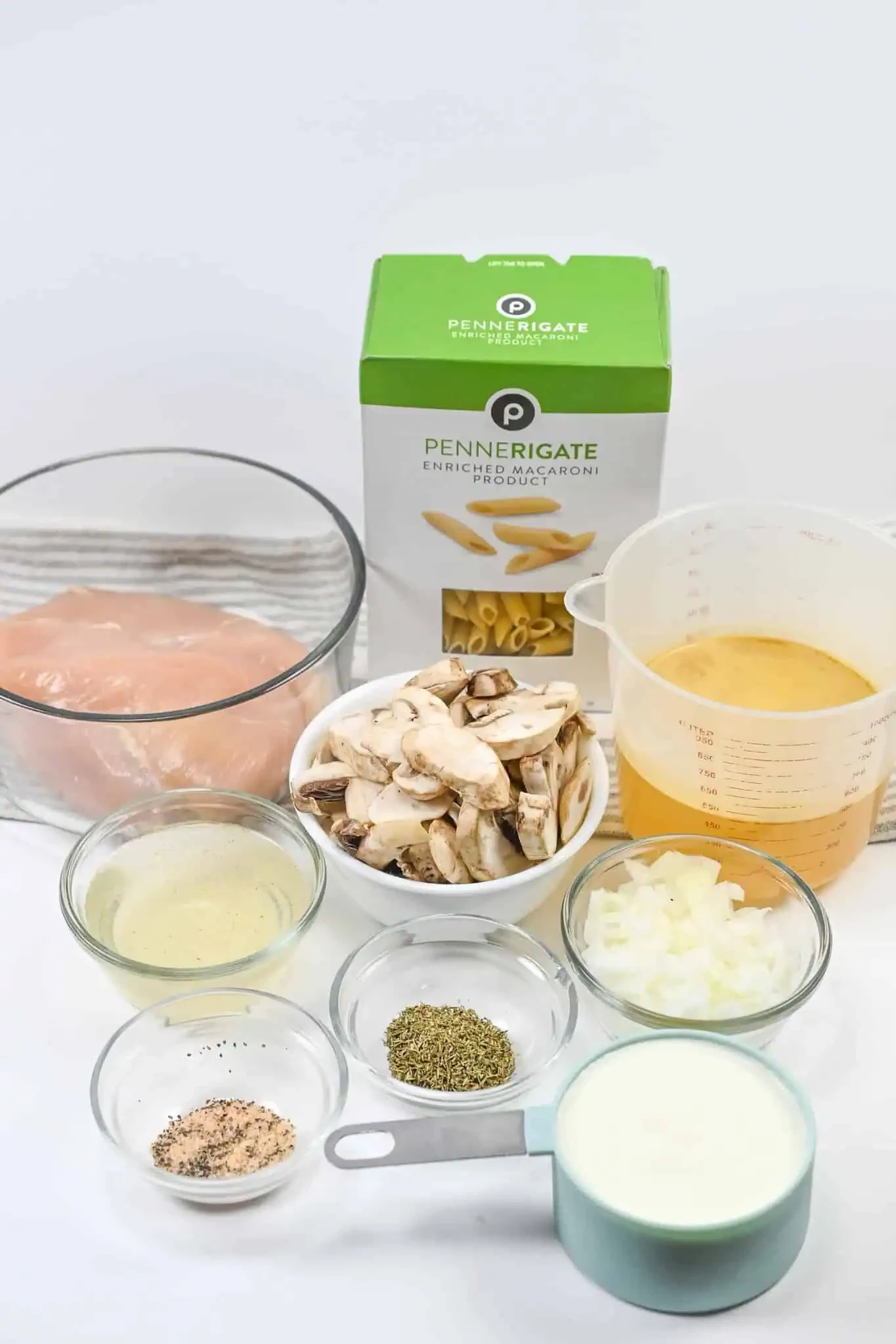 Creamy Slow Cooker Chicken Pasta