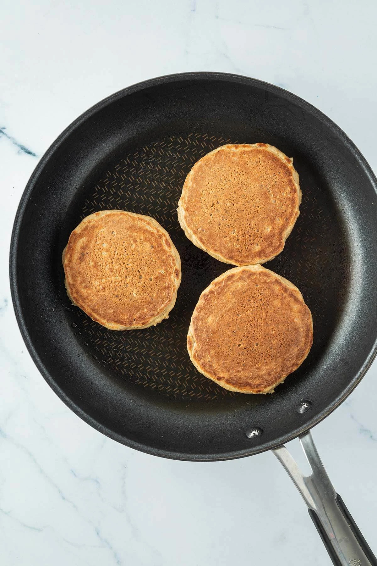 High-Protein Skyr Pancakes