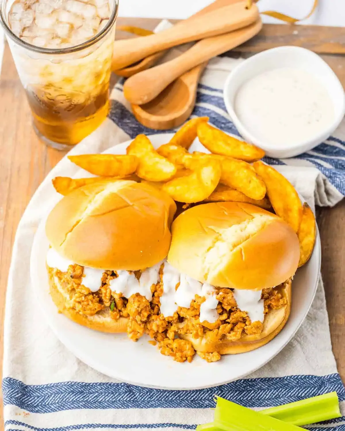 Slow Cooker Buffalo Chicken Sloppy Joes