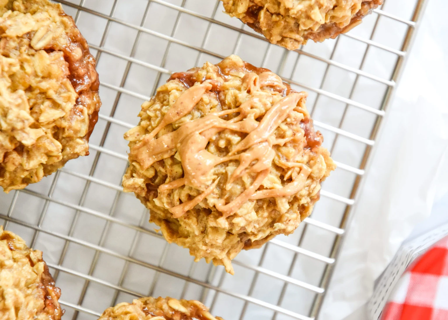 Peanut Butter & Jelly Baked Oatmeal Cups
