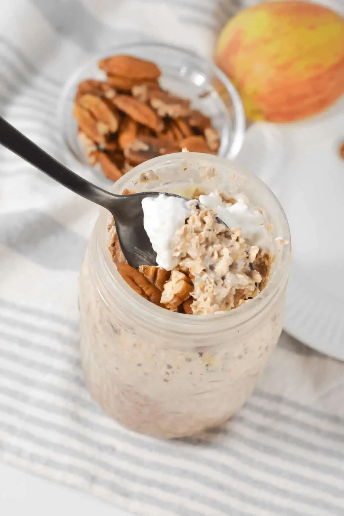 Overnight Apple Pie Oats