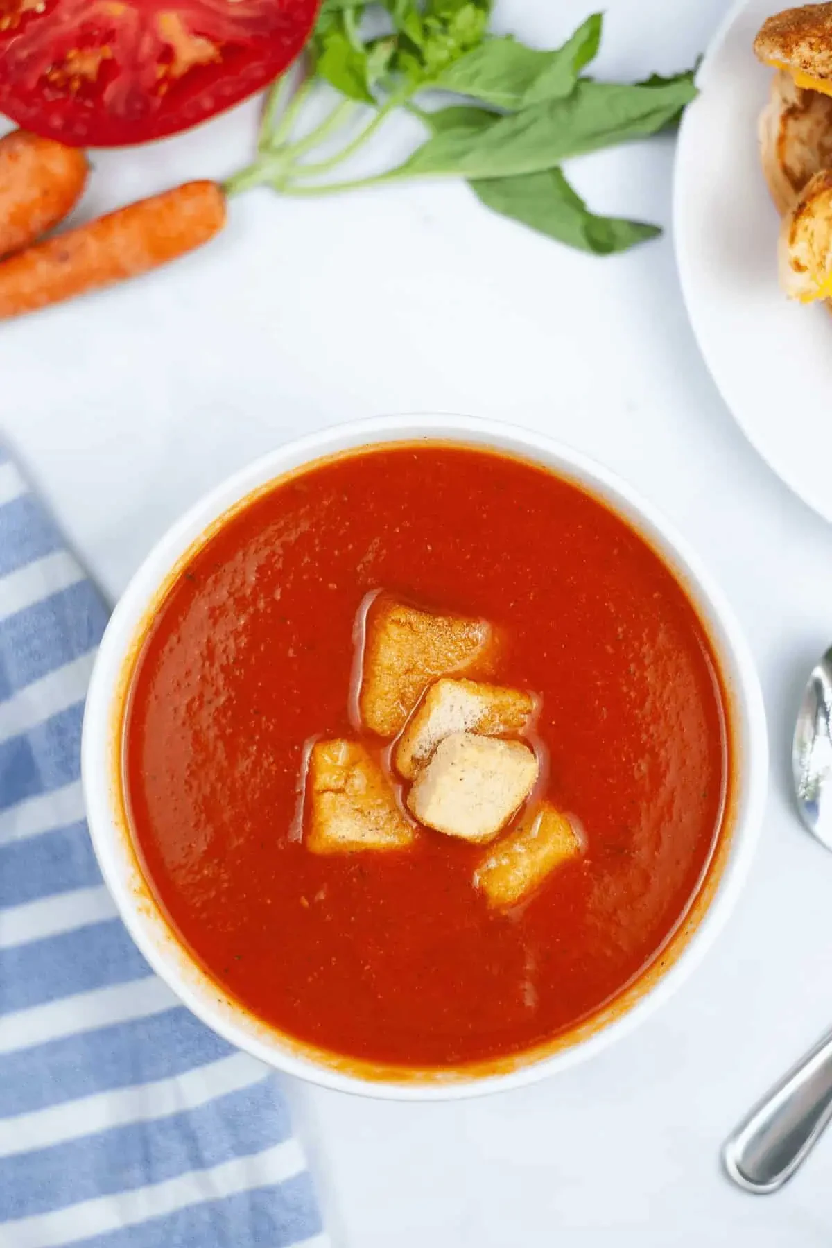 Instant Pot Tomato Soup