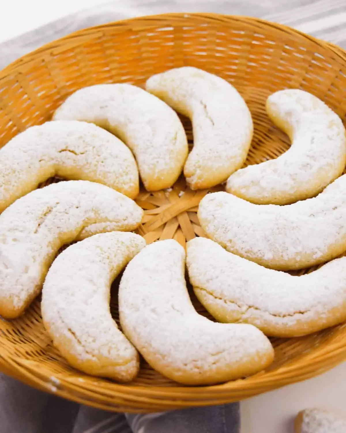 Crescent Almond Flavored Cookies