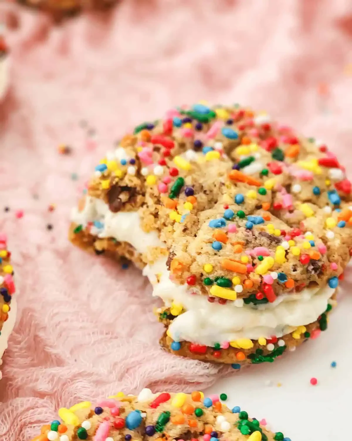 5 Ingredient Funfetti Sugar Cookie Sandwiches