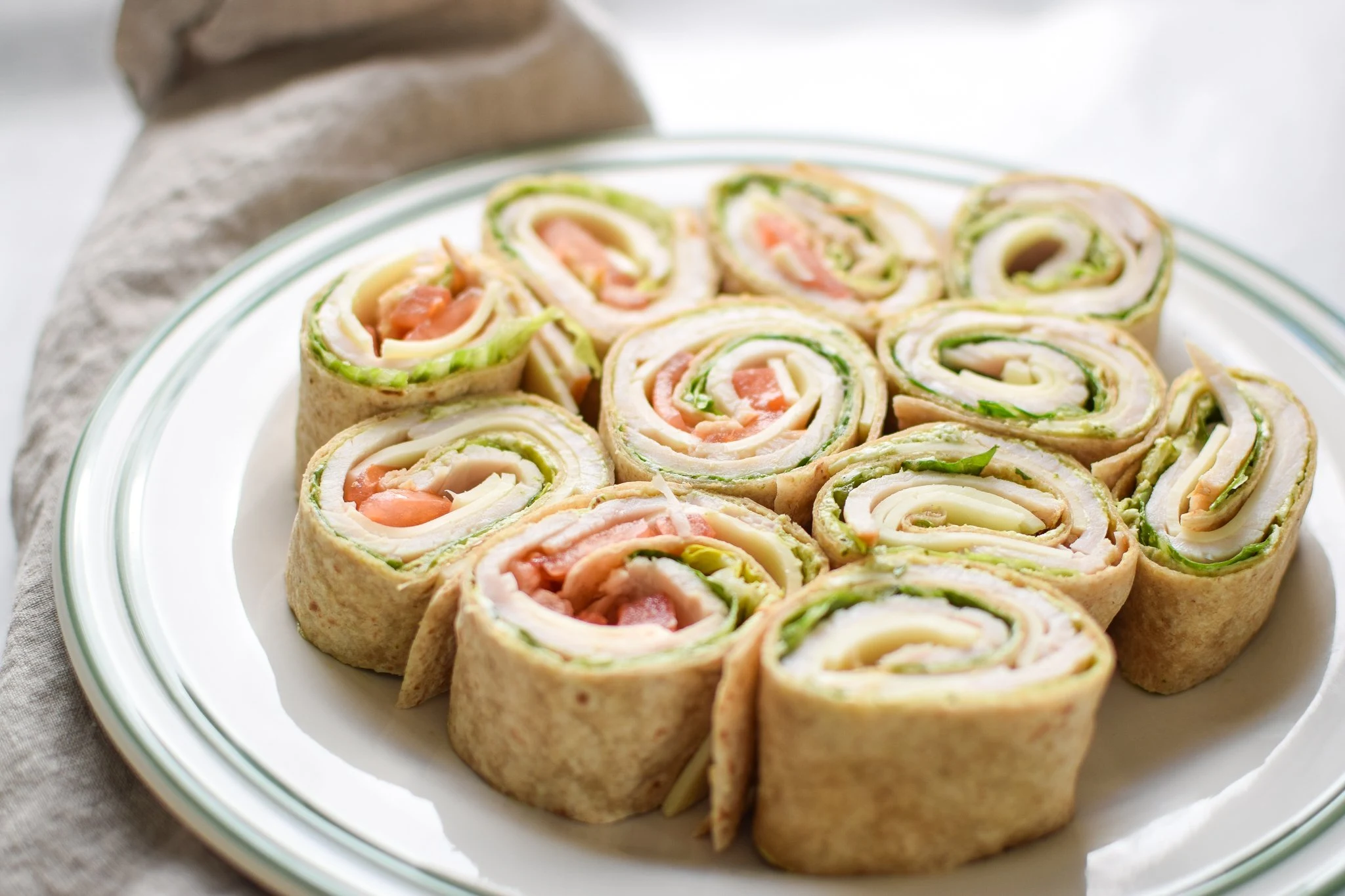 Turkey Pesto Tortilla Pinwheels