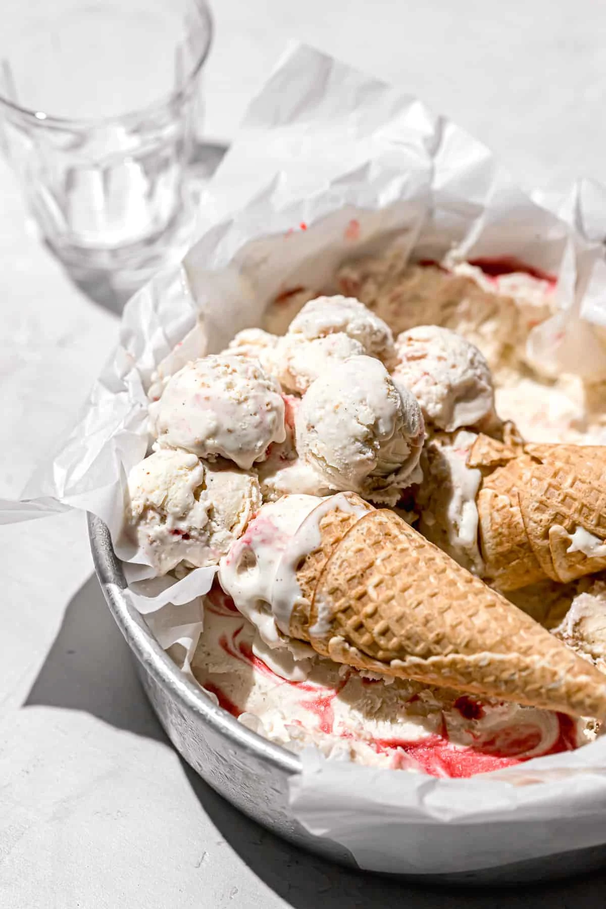 No Churn Strawberry Cheesecake Ice Cream