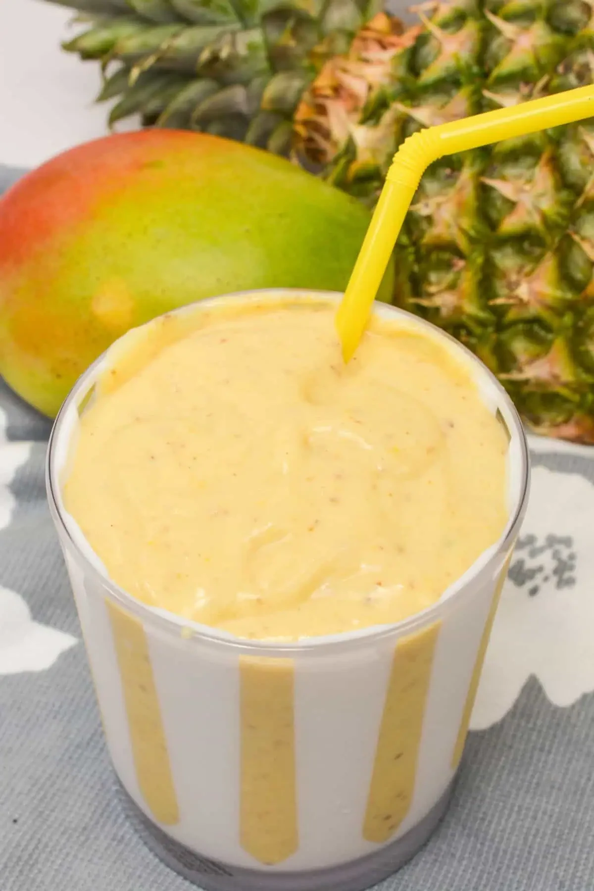 Mango Pineapple Smoothie