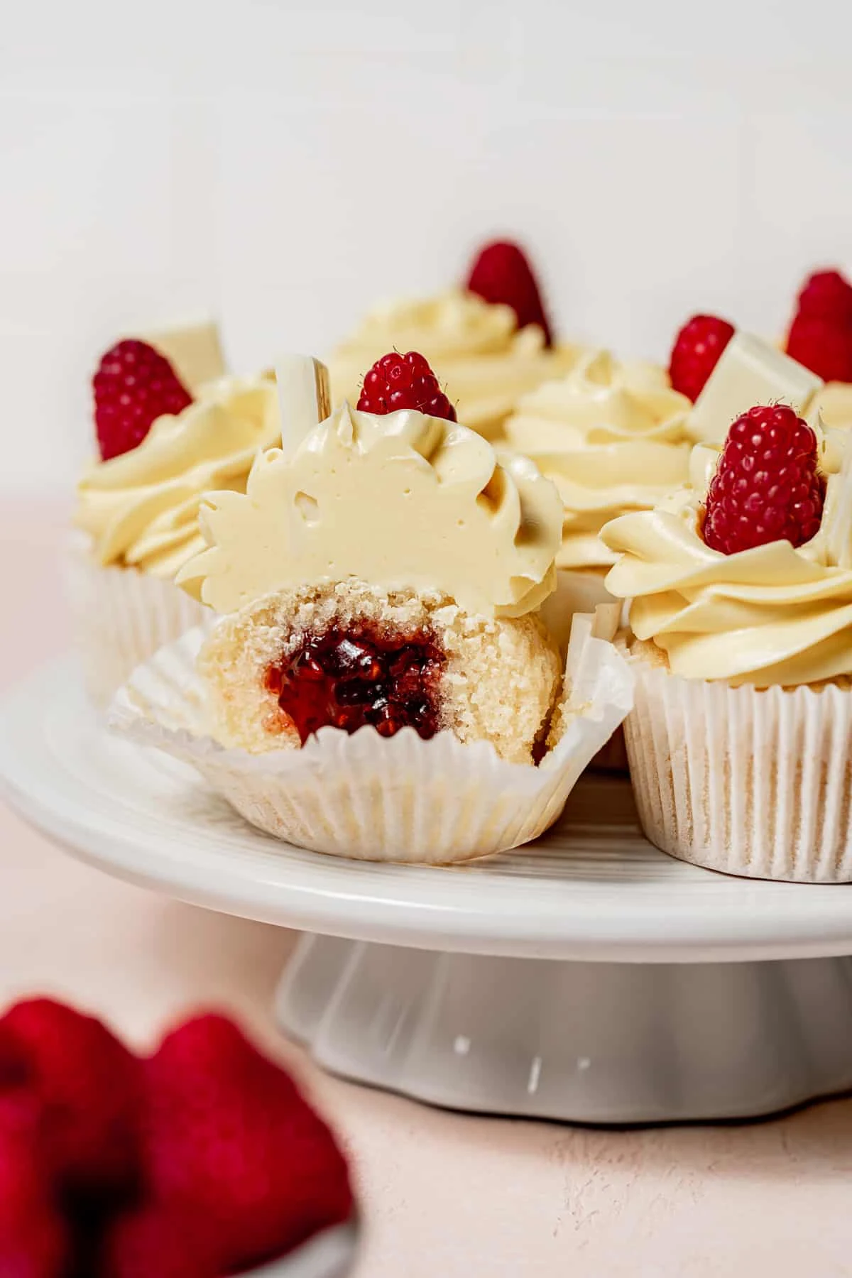 White Chocolate Raspberry Cupcakes