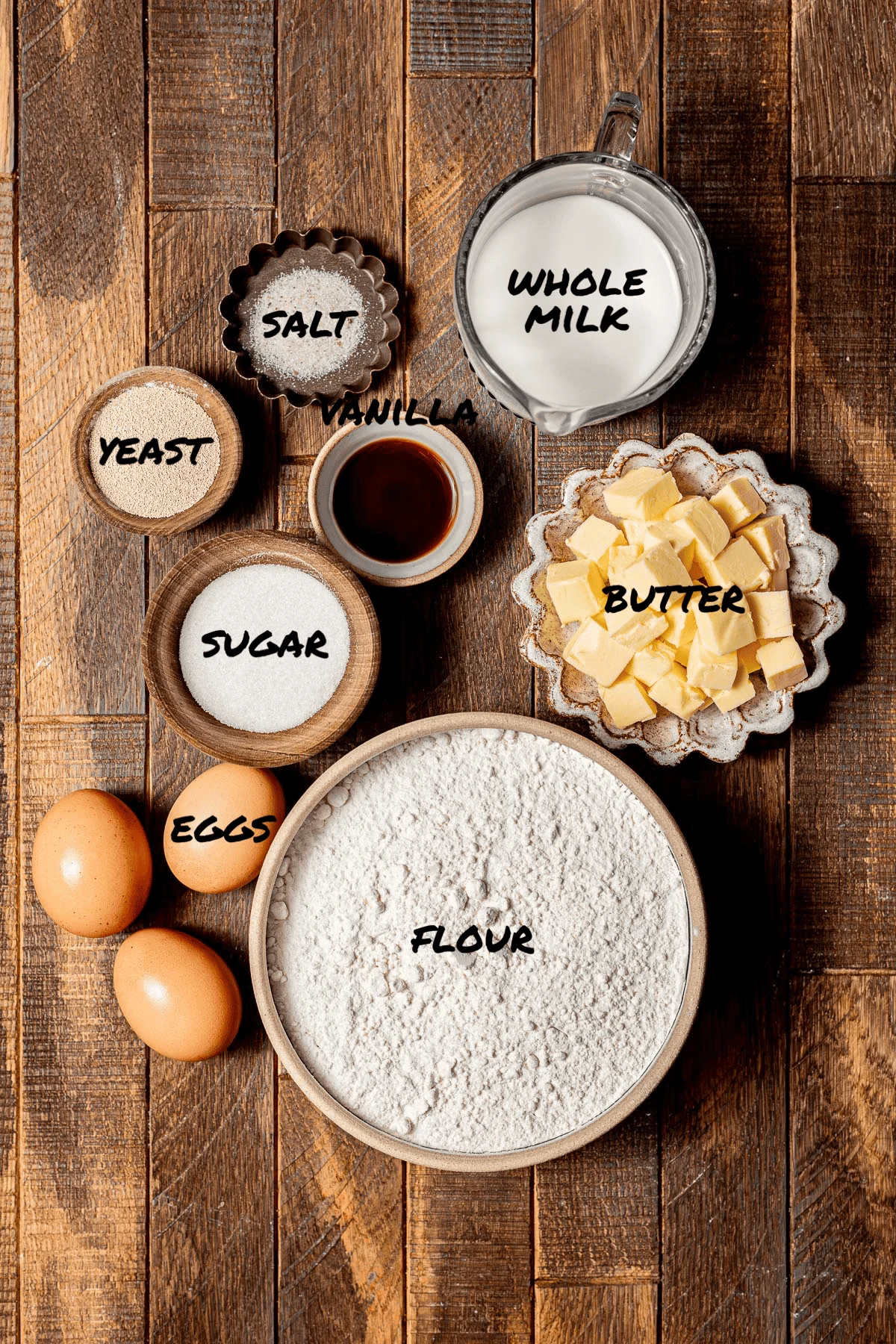 Mini Cinnamon Rolls with Heavy Cream