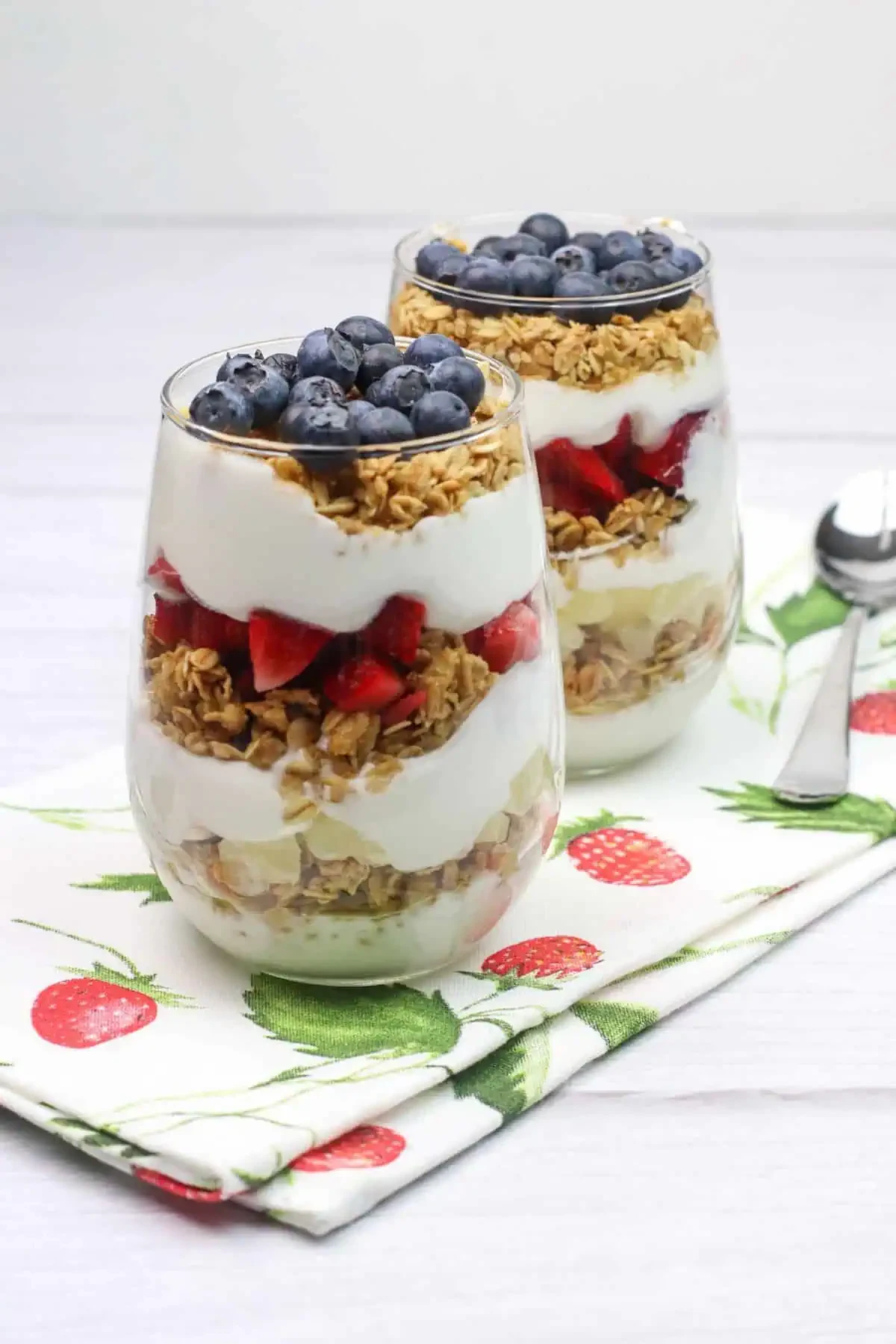 Greek Yogurt Parfait with Fruit and Granola