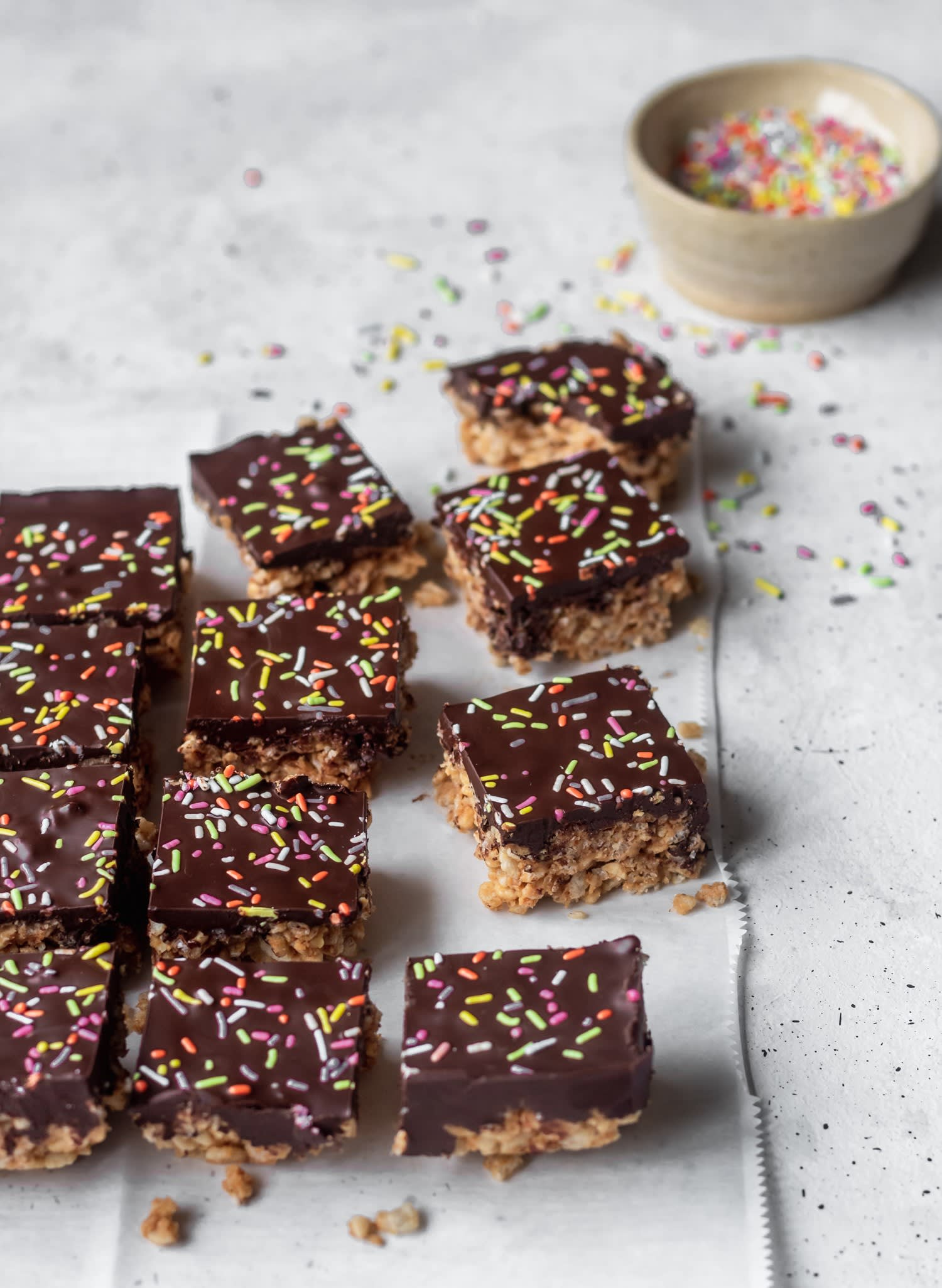 Crispy Chocolate Peanut Butter Bars [Vegan, Healthy, + No-Bake!]