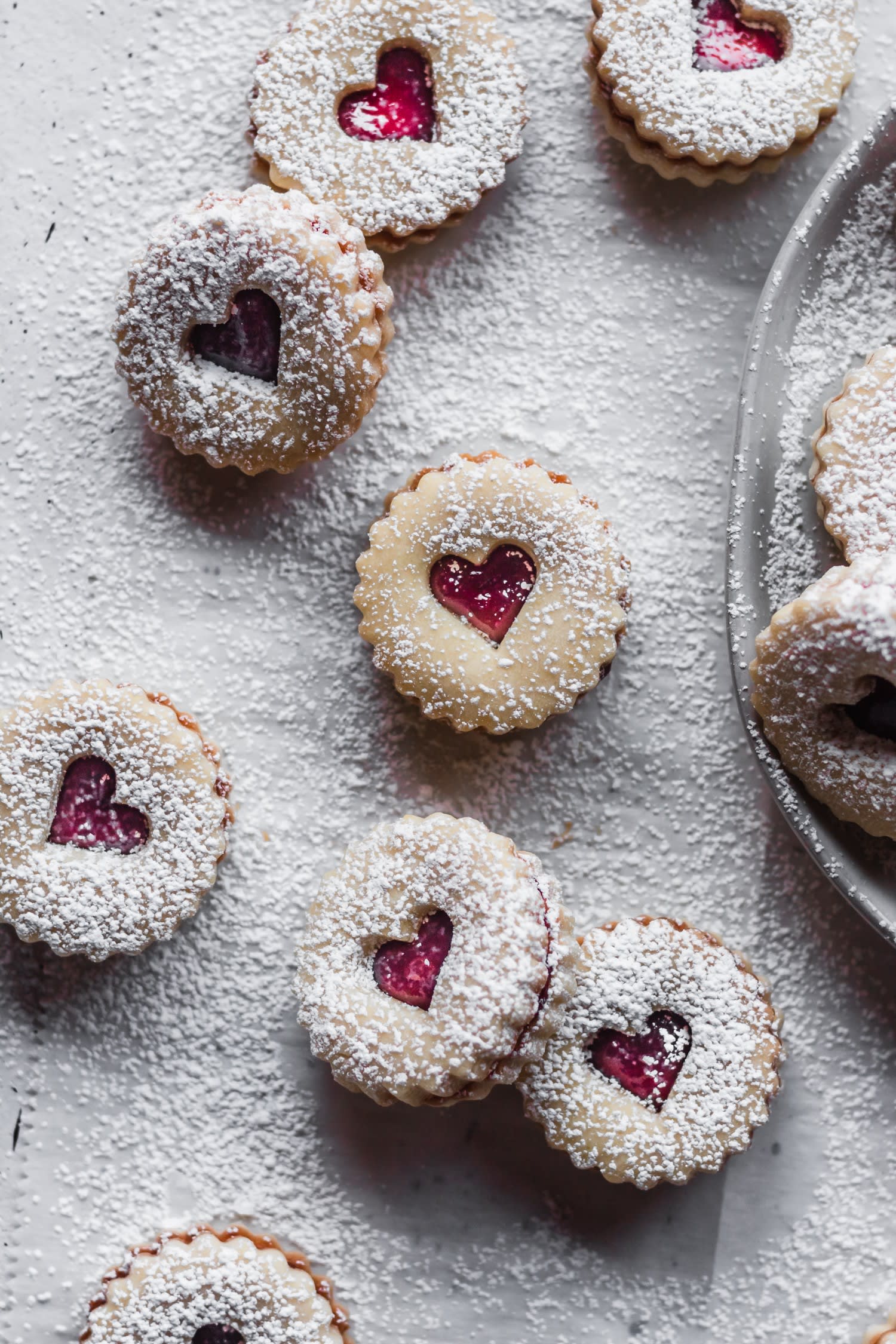 Shortbread Linzer Cookies With Raspberry Jam