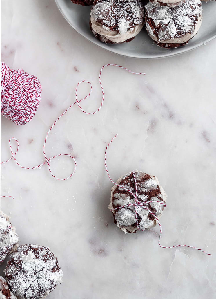 Mocha Crinkle Cookie Sandwiches With Hazelnut-Mascarpone Filling