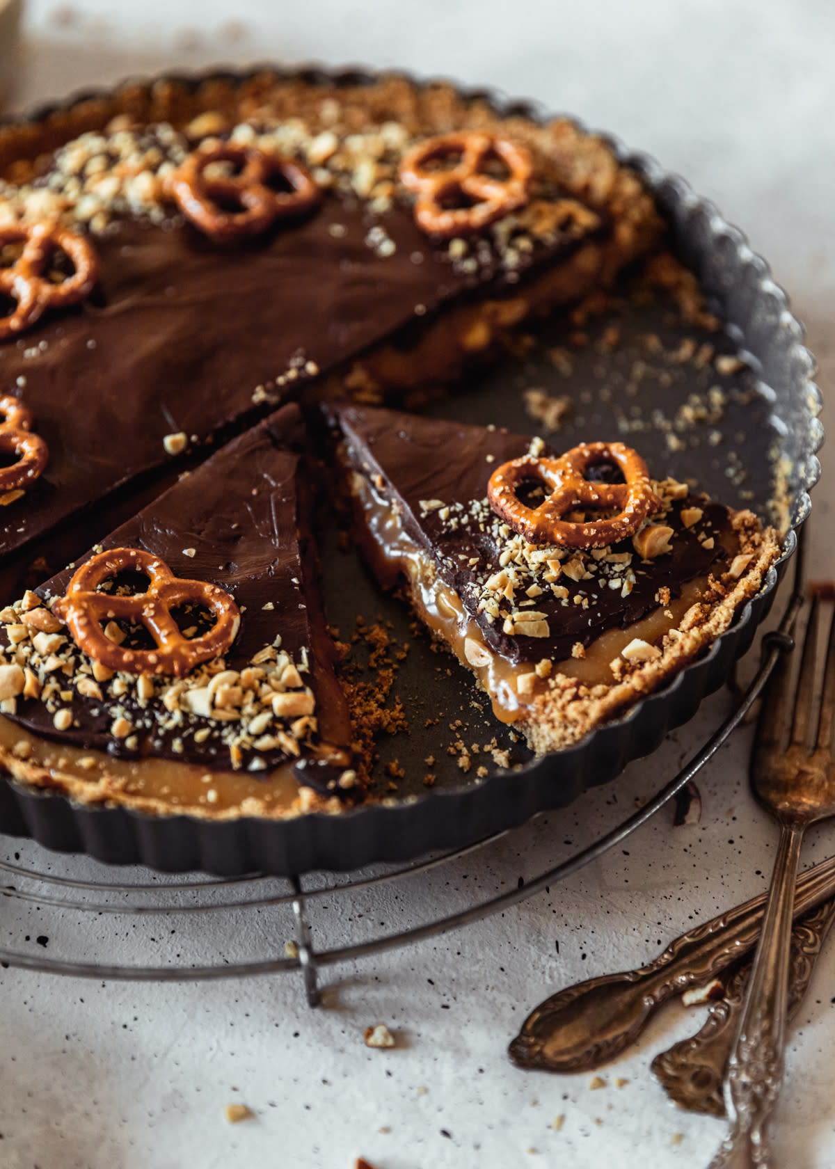 Chocolate Caramel Tart With Pretzel Crust