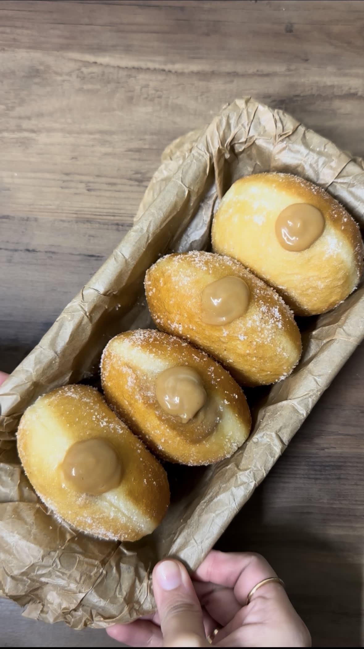 Caramel Bomboloni