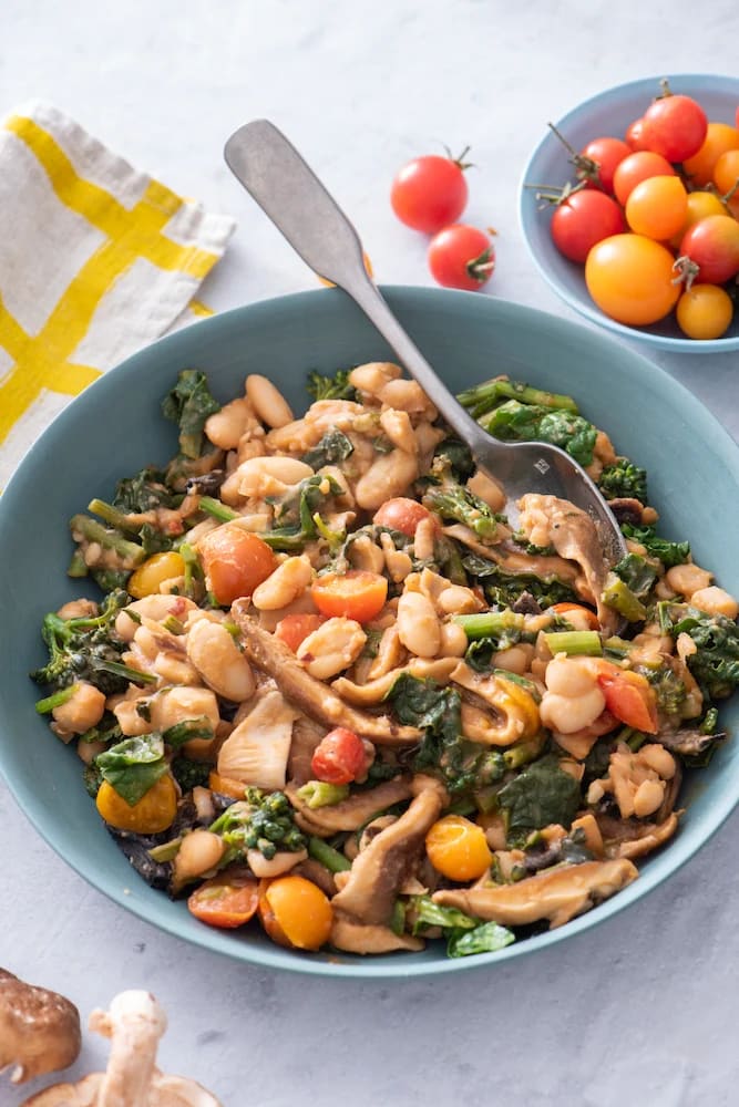 White Bean, Shiitake and Vegetable Bowl