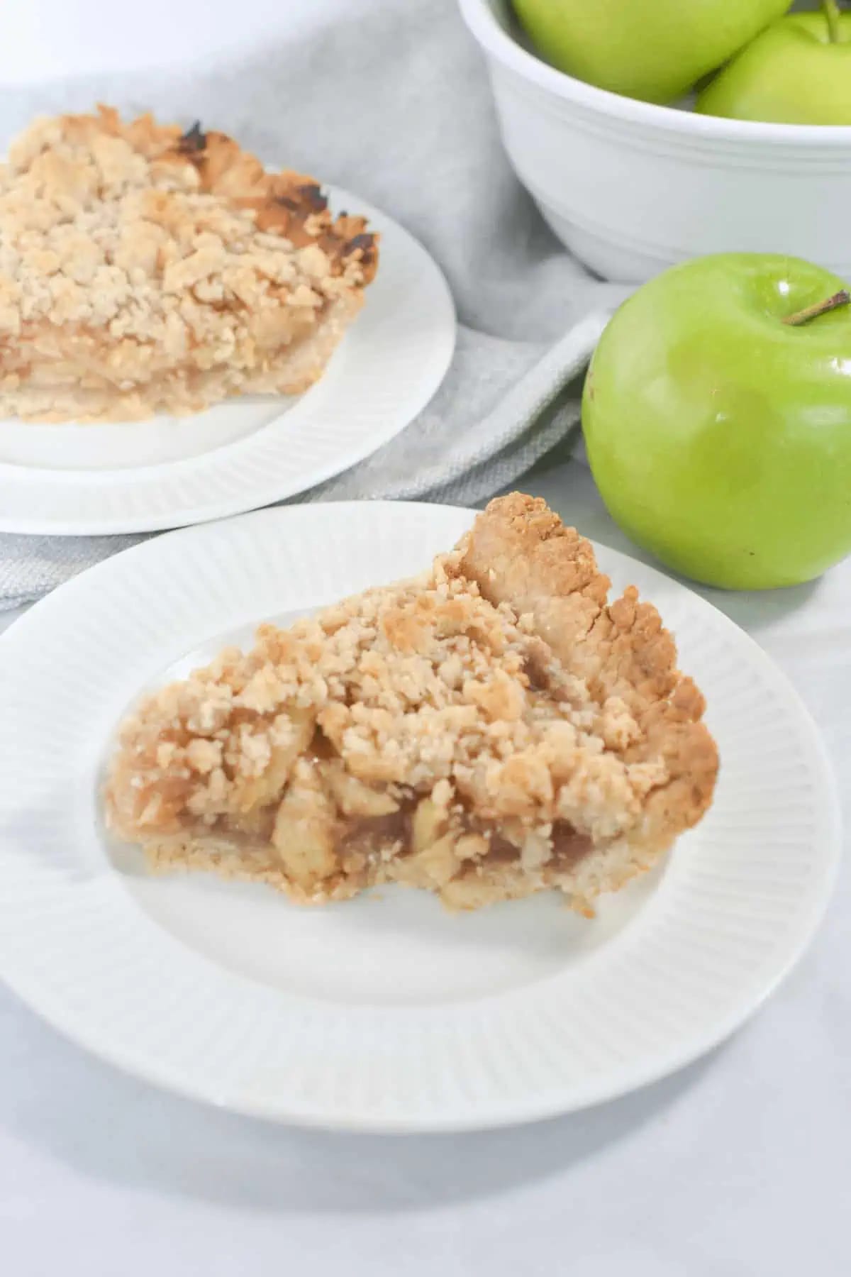 Easy Apple Pie with Crumb Topping