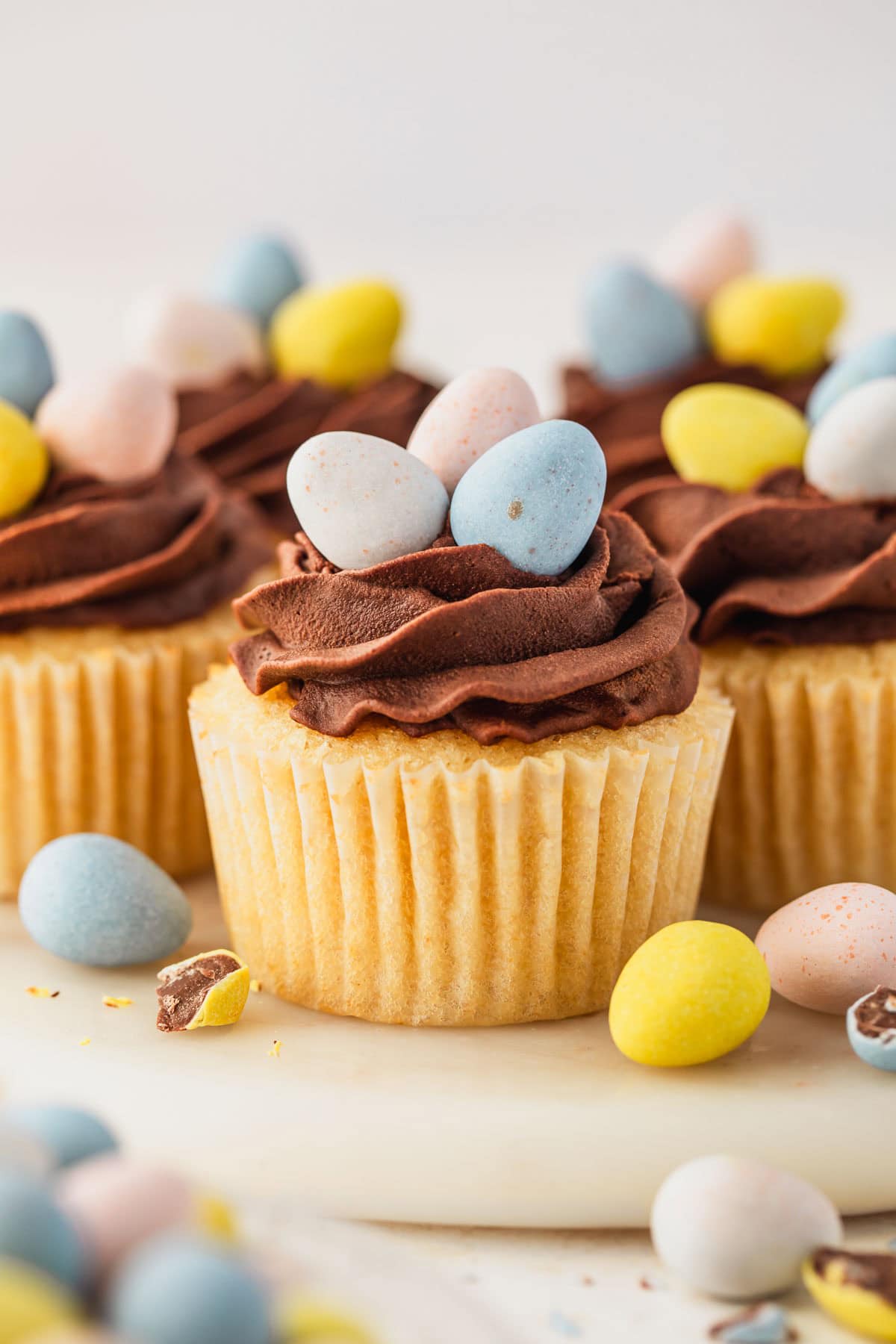 Easy Small Batch Easter Egg Cupcakes