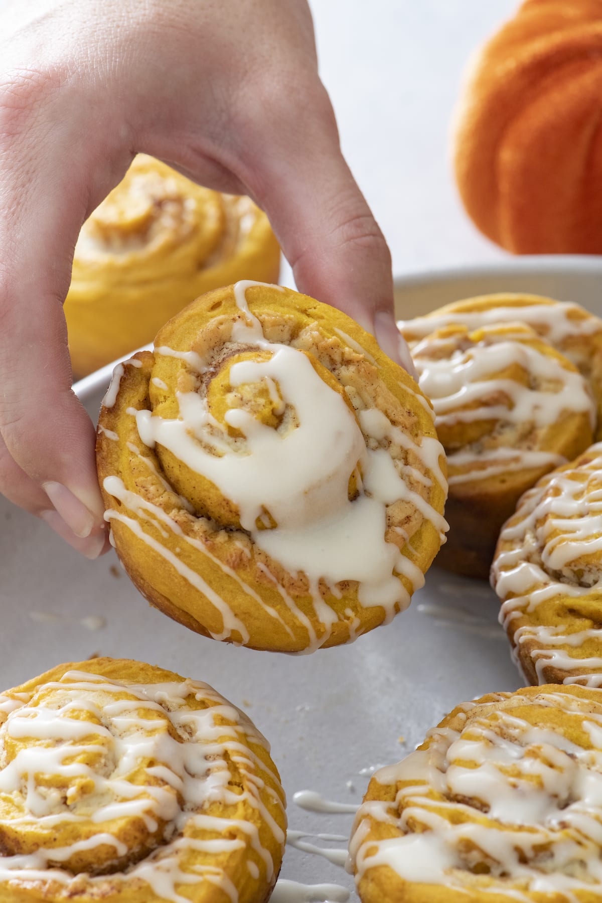 Quick Pumpkin Cinnamon Rolls