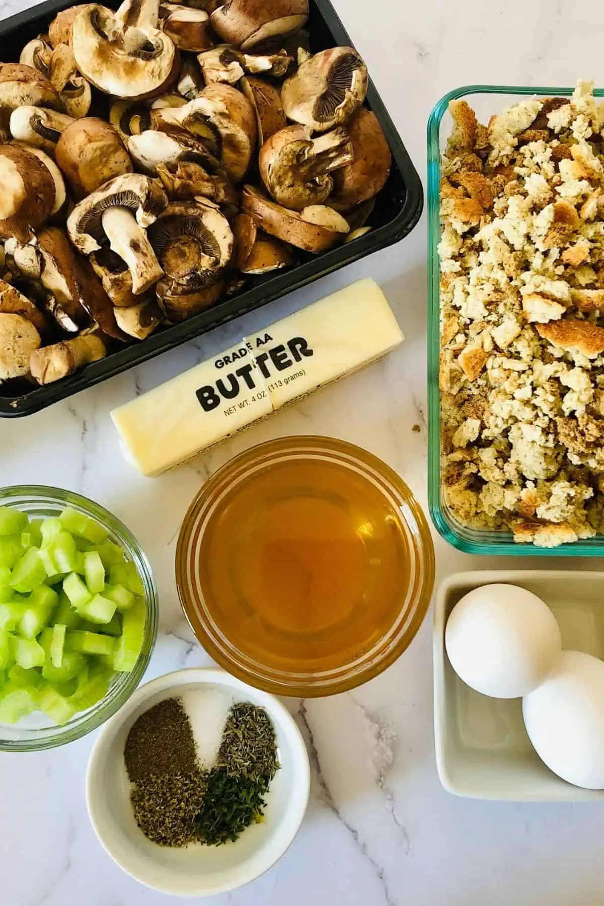 Crock Pot Stuffing with Mushrooms