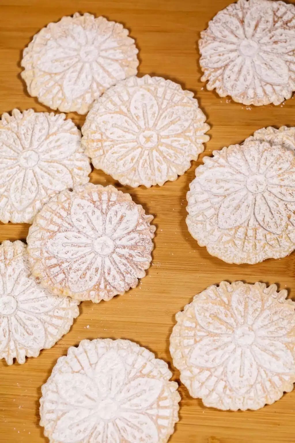 Pizzelle Cookies (Italian Waffle Cookies)