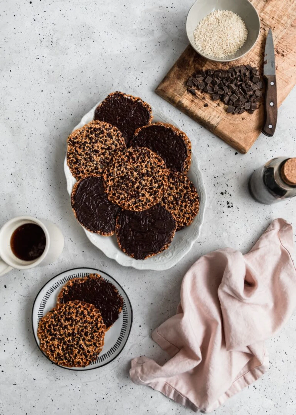 Sesame Lace Cookies With Dark Chocolate