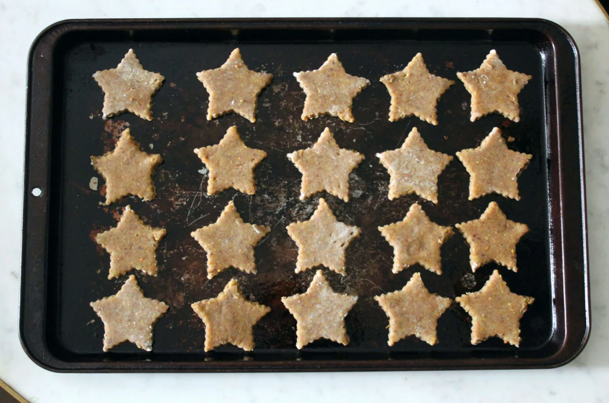 Pistachio Zimtsterne (Cinnamon Stars)