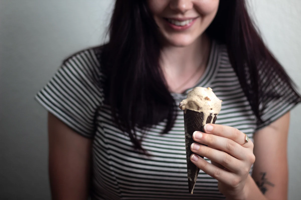 Coffee & Almond Ice Cream