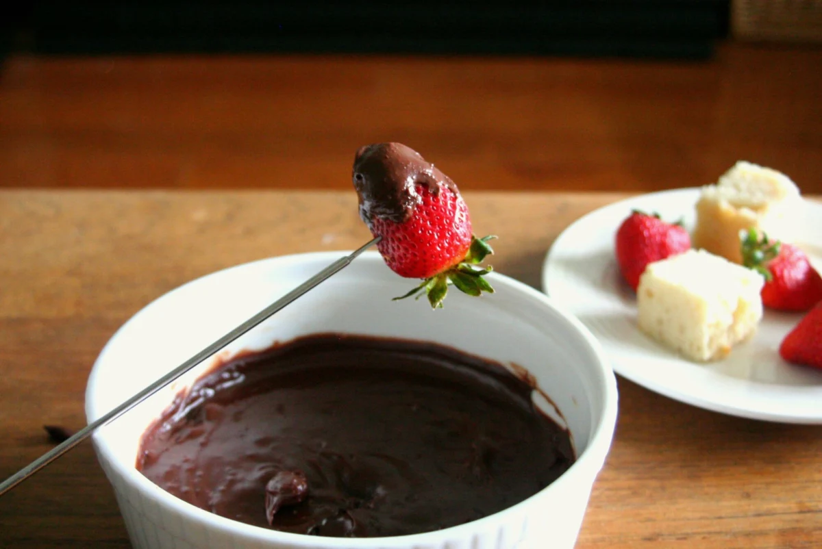 Chocolate Fondue For 2 (Or More!)