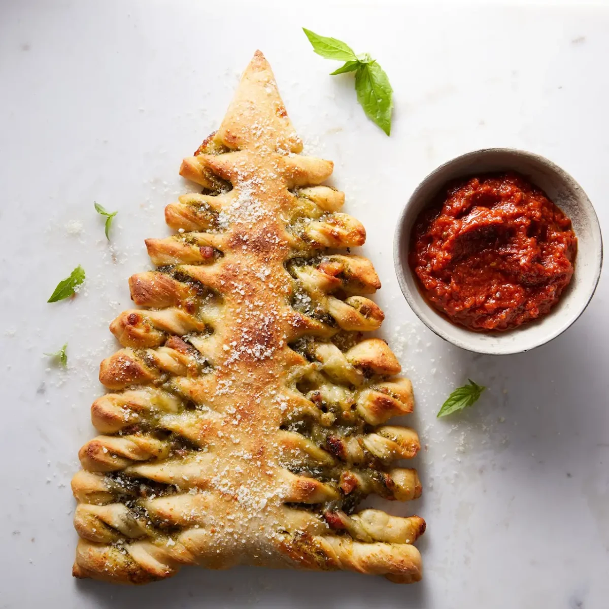 Christmas Tree Pull-Apart Pizza Bread