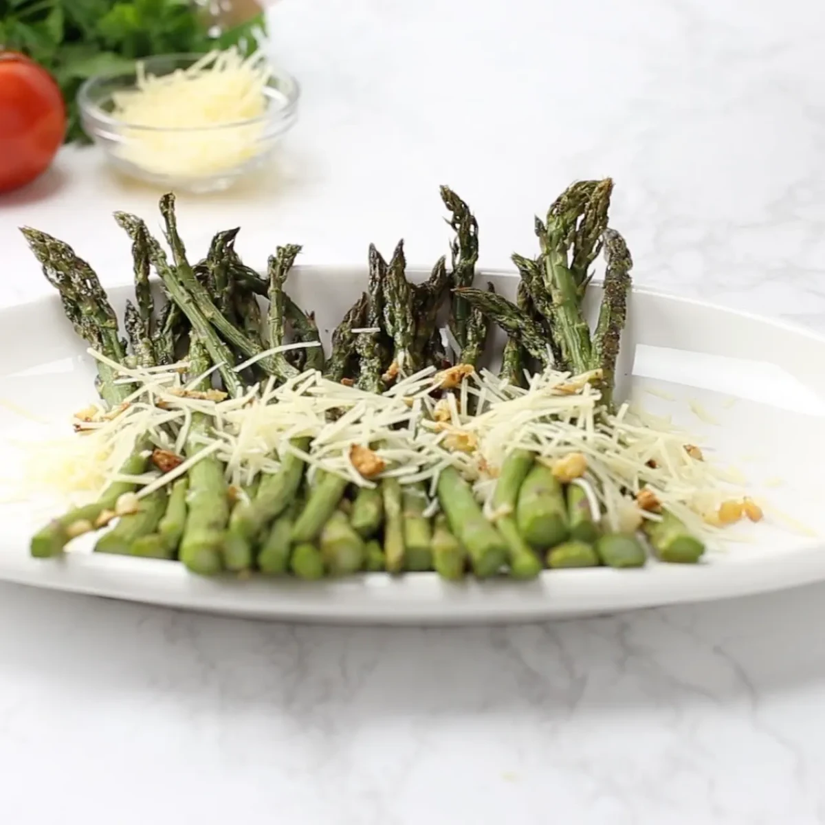 One-Pan Garlic-Parmesan Asparagus