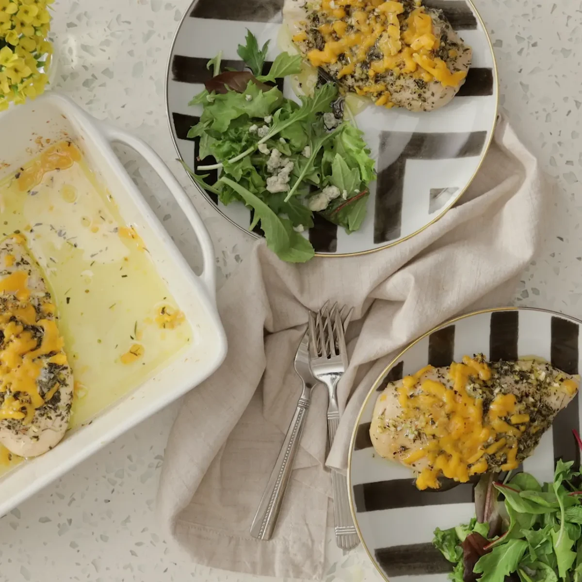 Garlic-Butter Baked Chicken Breasts with Cheese