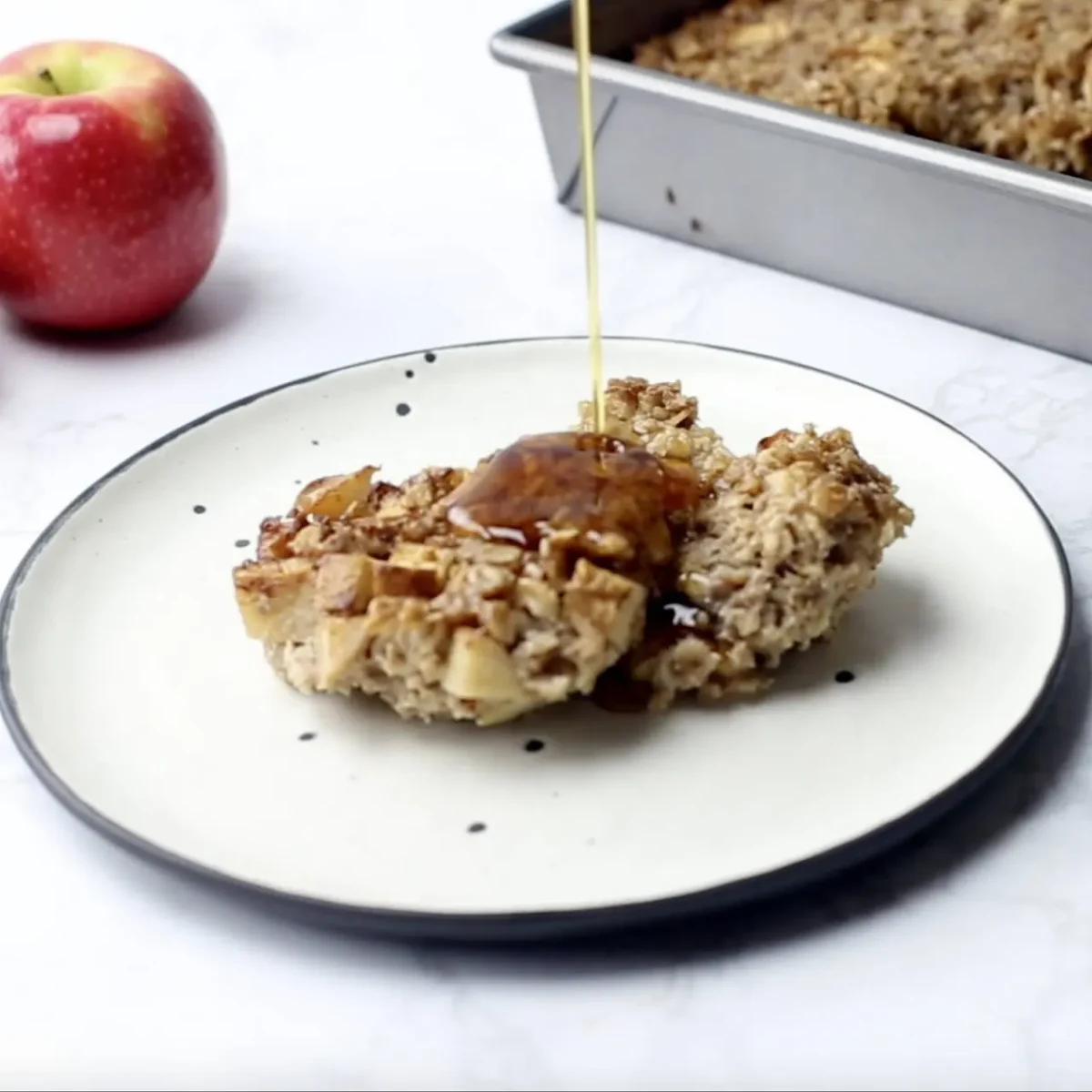 Apple Pie Baked Oatmeal