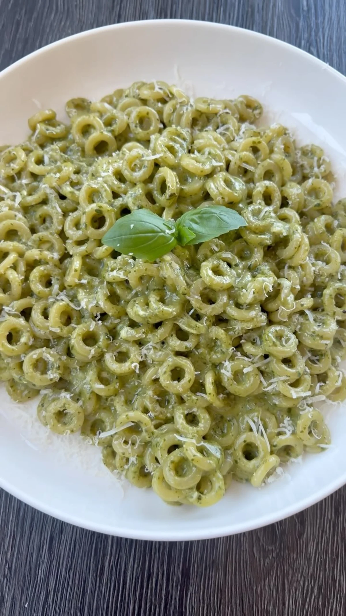 Pesto SpaghettiOs (Anelli Pasta with Creamy Pesto Sauce)