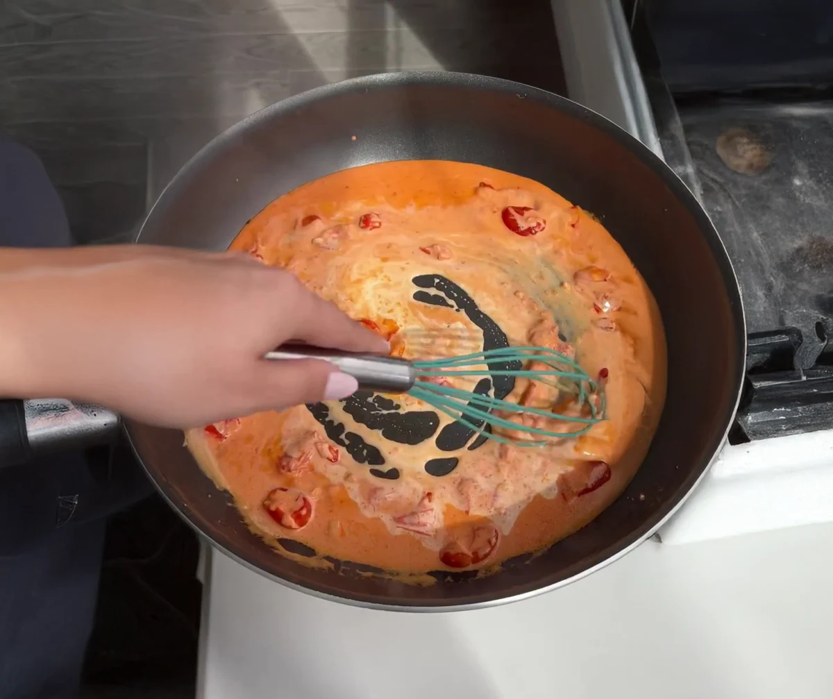 Tomato Basil Vodka Shells