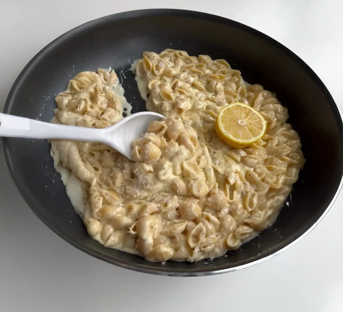 Creamy Lemon Shells Pasta