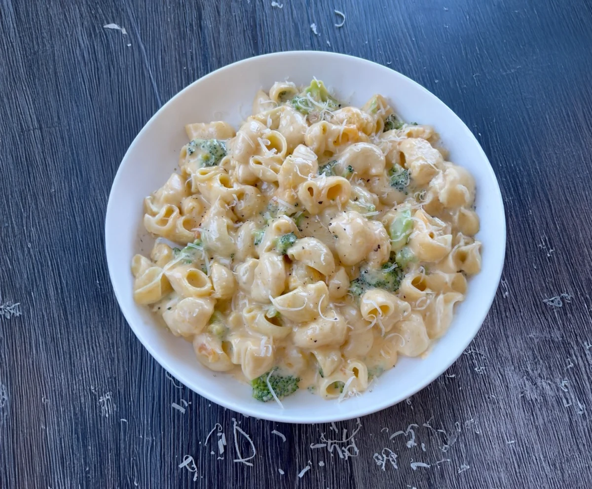 Broccoli Cheddar Mac & Cheese